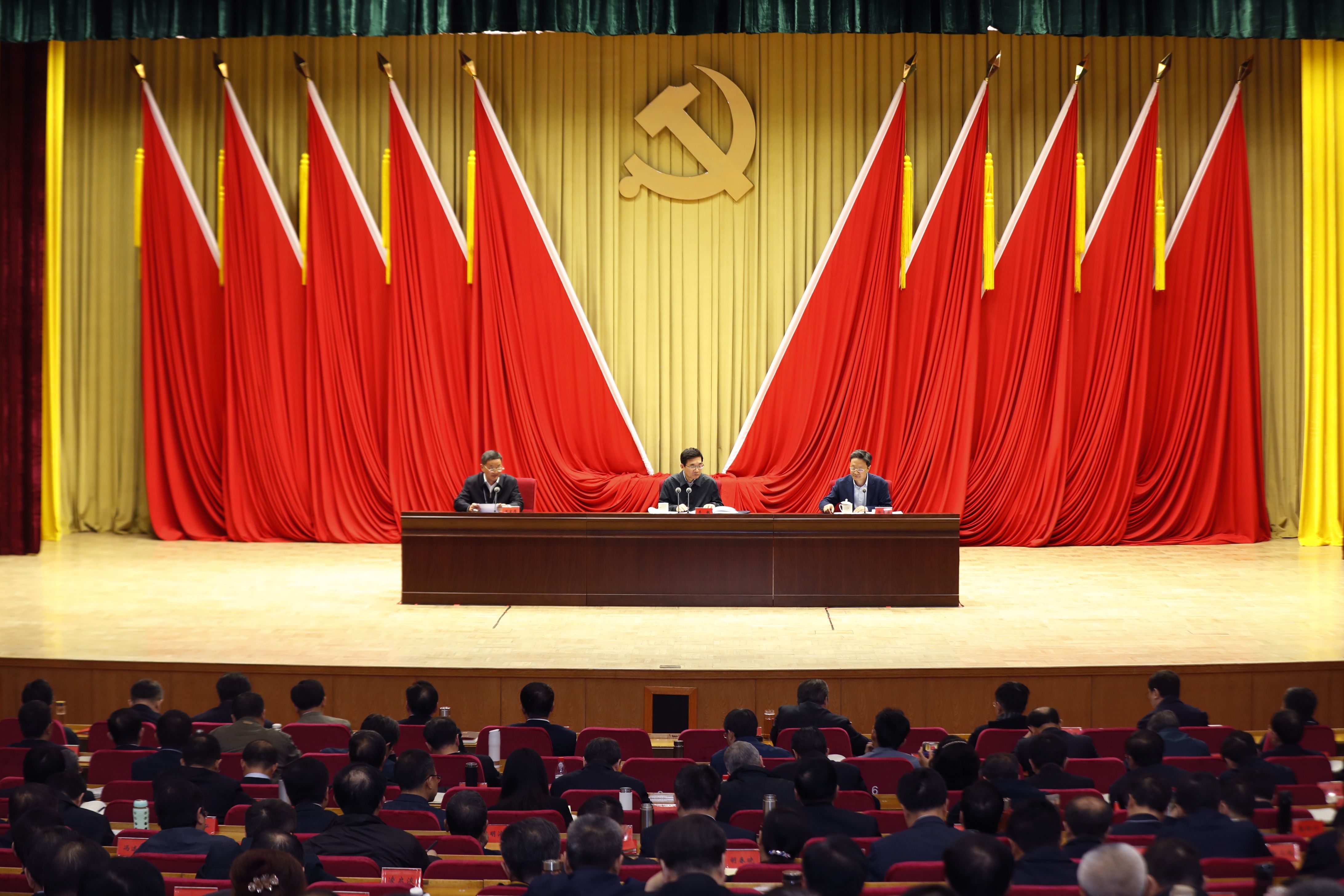 校长雷儒金在全国高校党委书记校长专题培训班上作交流发言