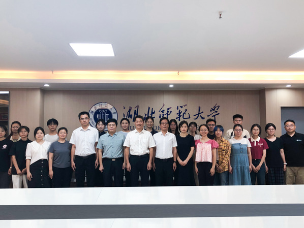 我校顺利举行2025年新加坡跨文化交流实践项目行前教育会